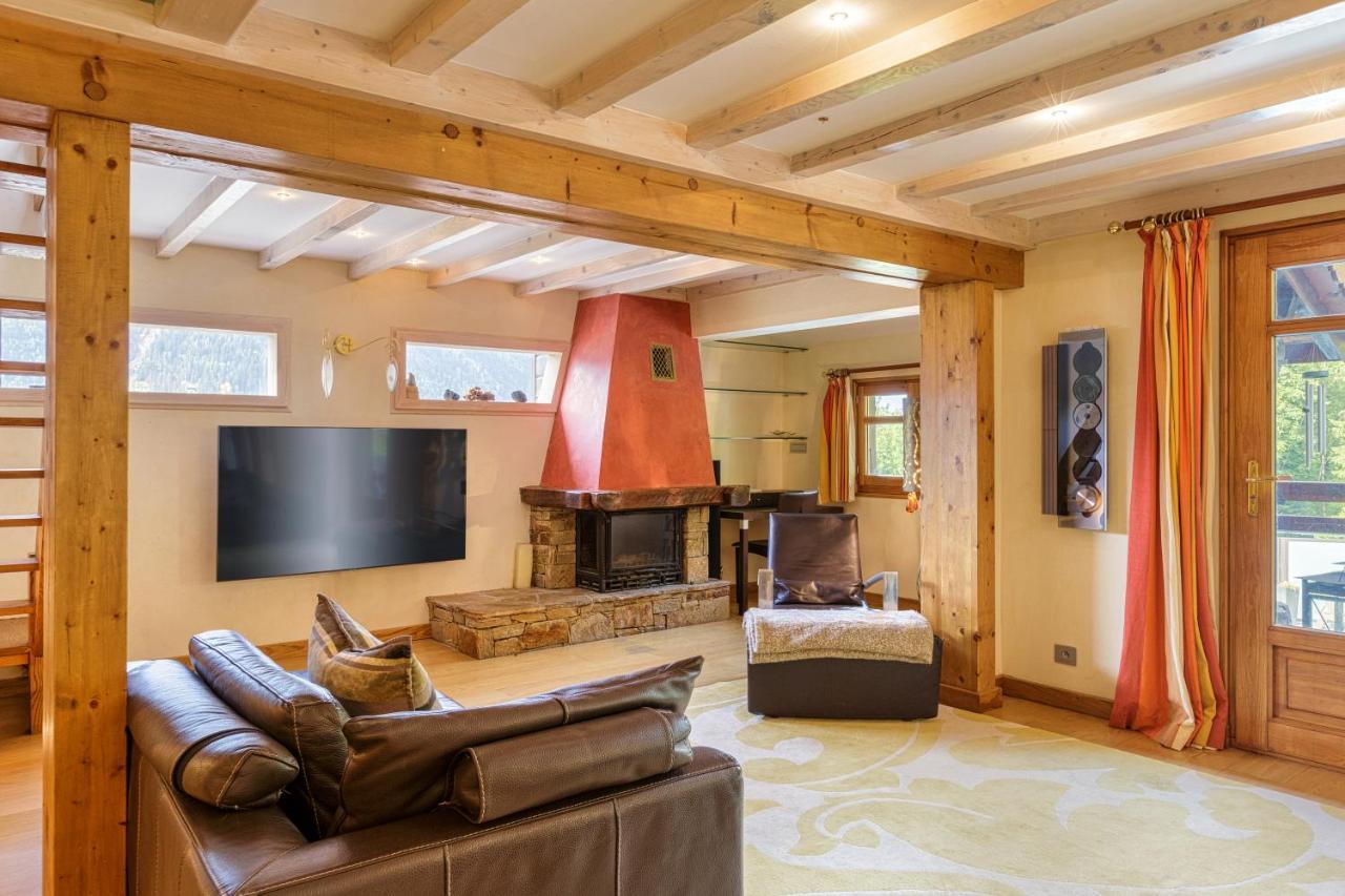 Chalet Galadhrim Chamonix Mont Blanc Valley 莱苏什 外观 照片